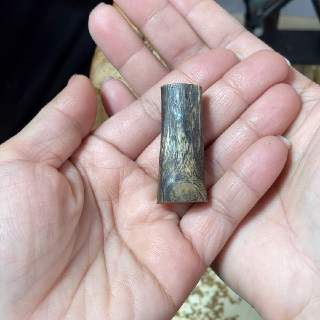 【闪购商品】沉香吊坠绿棋楠吊坠3.9克