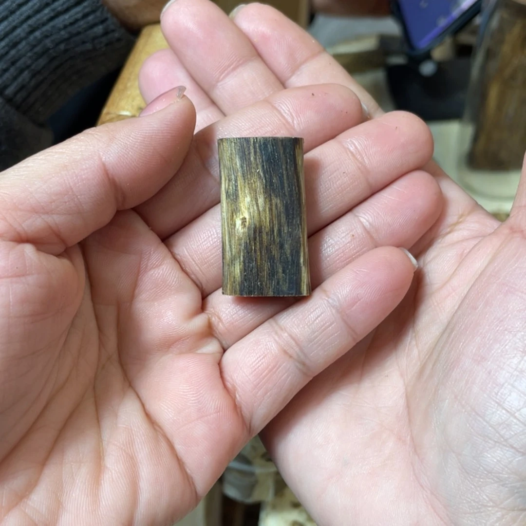 【闪购商品】沉香吊坠白棋楠吊坠3.1克