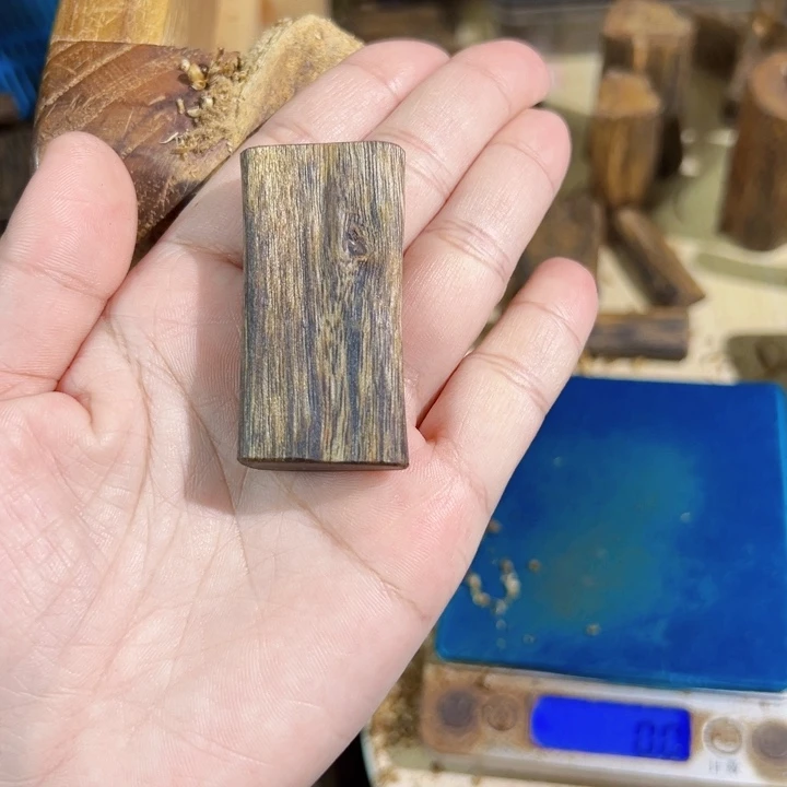 沉香吊坠白棋楠沉香吊坠7.6克