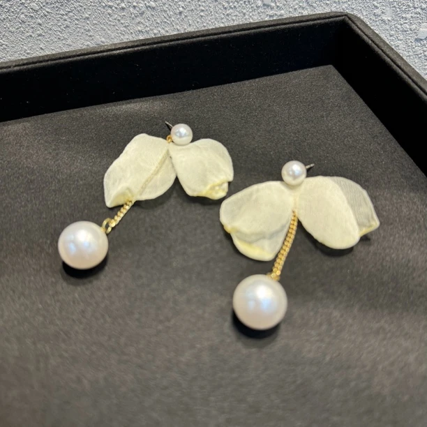 铜合金布艺耳饰 超仙雪纺花朵耳环珠珠气质超仙网红花瓣耳饰1315