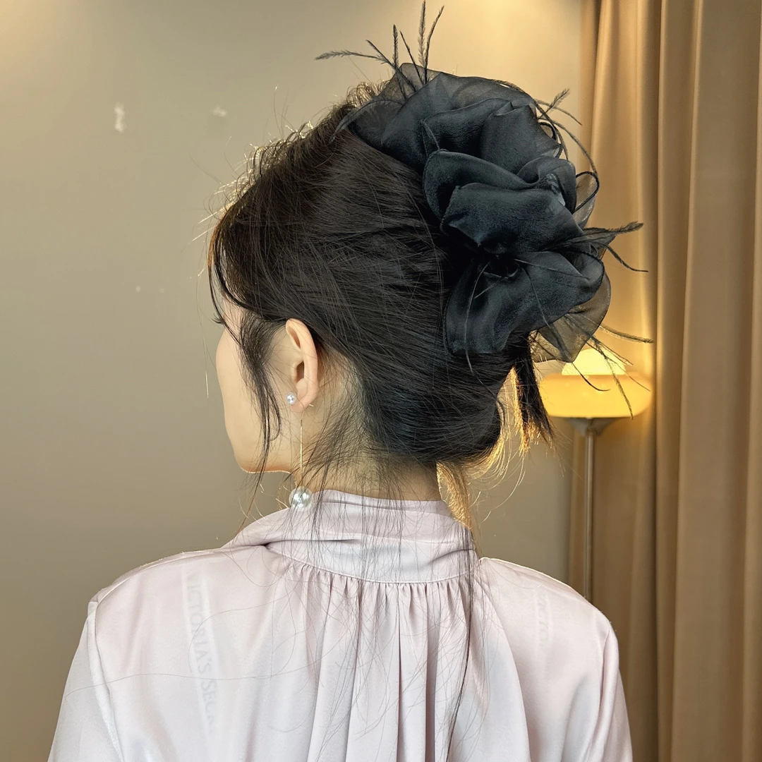 [流光溢彩]珠光纱花朵羽毛泡泡鲨鱼抓夹SN1-885