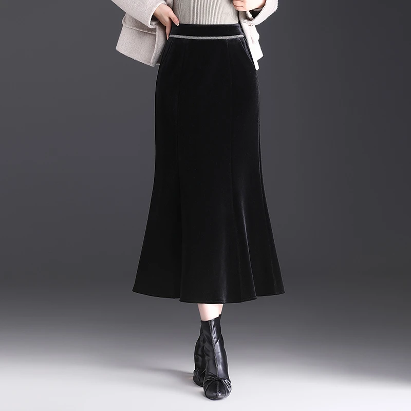 黑色丝绒鱼尾包臀裙女2023秋冬新款半身裙气质加绒通勤显瘦中长裙