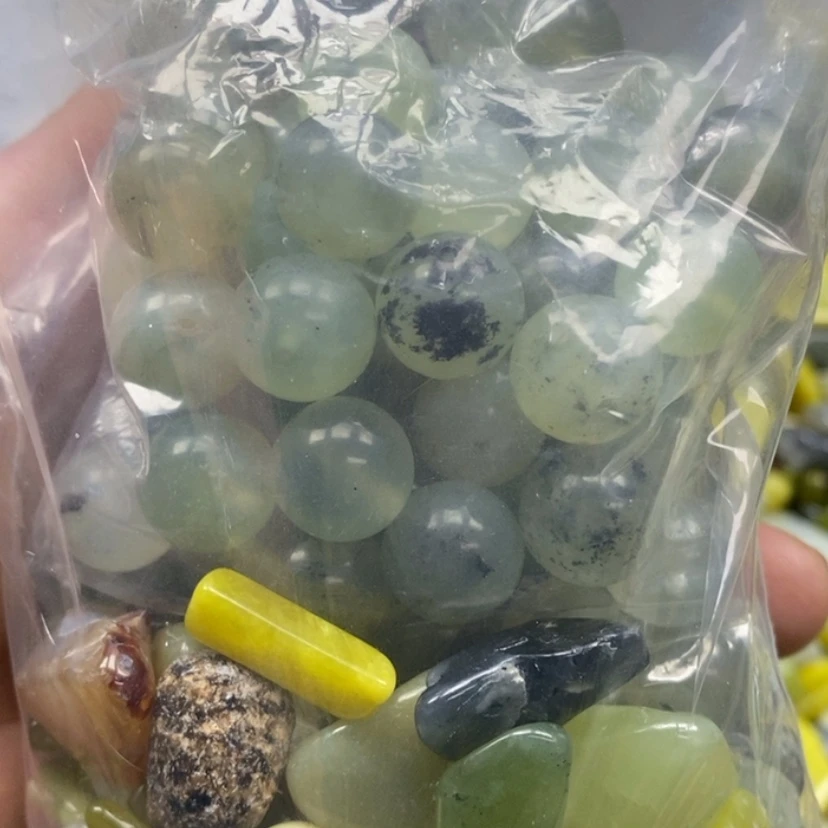 【闪购商品】蛇纹石玉鱼缸石未镶嵌