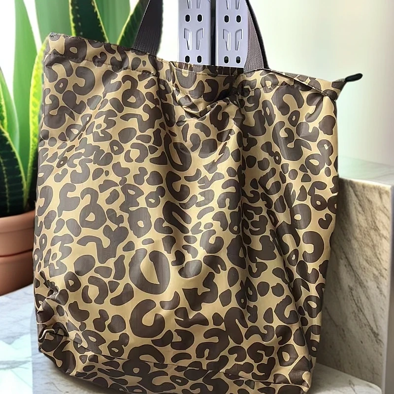 2024时尚新款购物袋