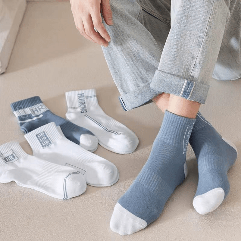 袜子男款中筒袜秋季潮流篮球袜初高中学生柔软防臭吸汗耐磨运动袜