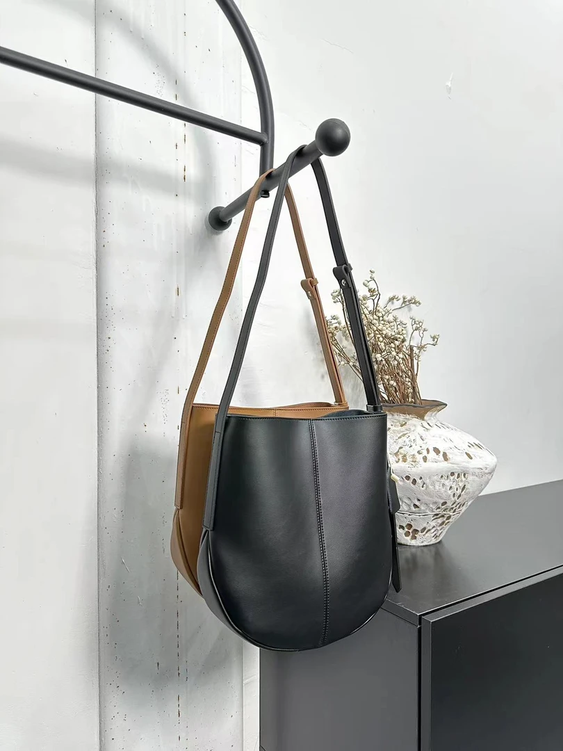 【慕懿时袋】2023秋冬新款水桶包韩版腋下马鞍包单肩斜挎包60052