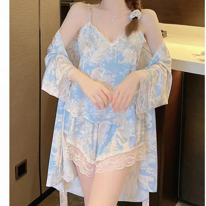 睡袍家居服冰丝睡衣女夏季性感吊带短裤三件家居服纯欲性感套装