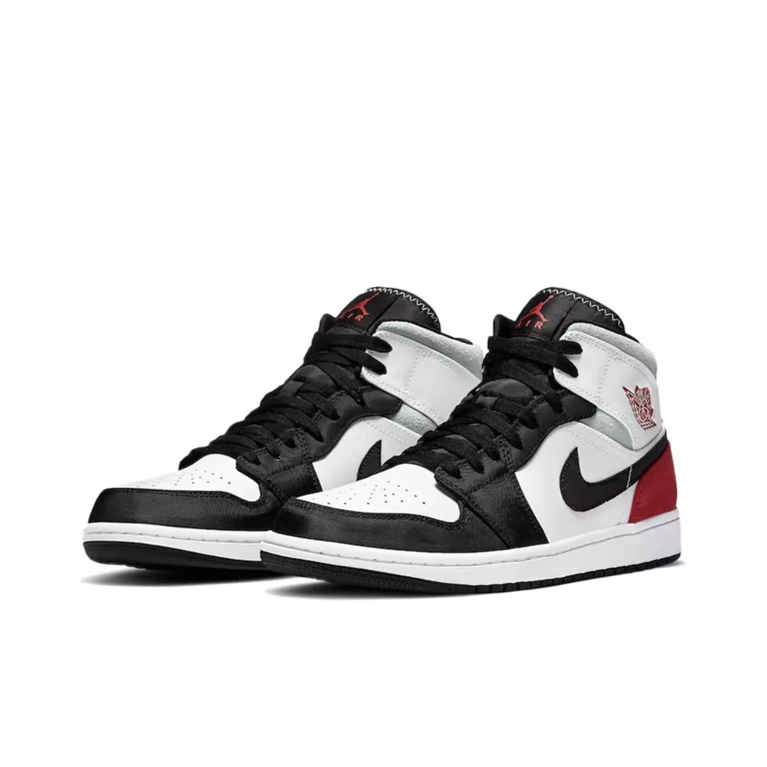 Nike/耐克男子 AIR JORDAN 1 MID 白红中帮休闲板鞋852542-100
