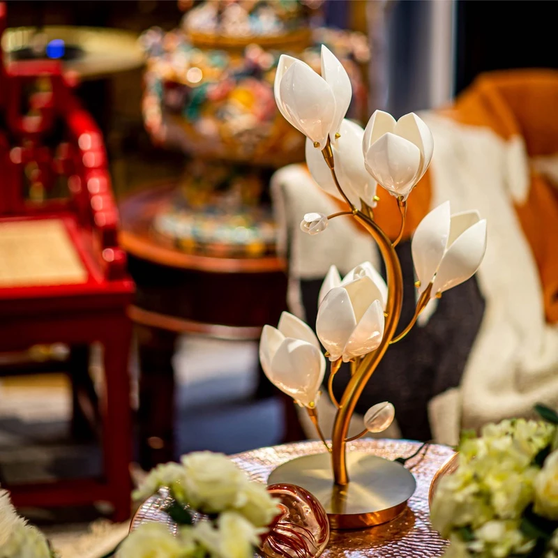 【本尼家】高温陶瓷玉兰花瓷镶纯铜设计触摸台灯家用高63宽3