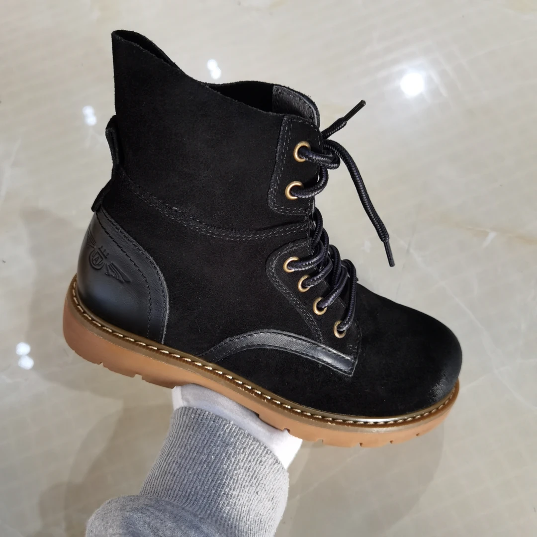 正常尺码   时装女靴    女靴  B8645031 B01黑