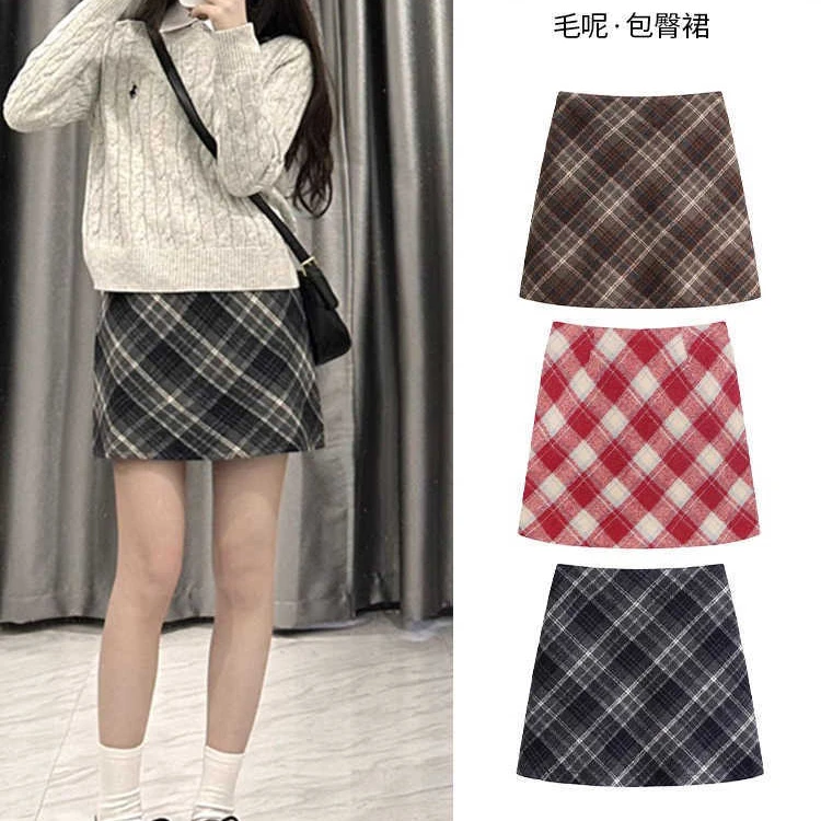 秋冬韩系毛呢半身裙女2025高腰a字显瘦修身包臀裙复古格子短裙子