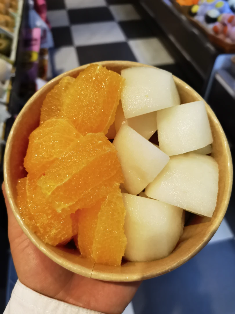 现切橙子+梨子（不低于300克）