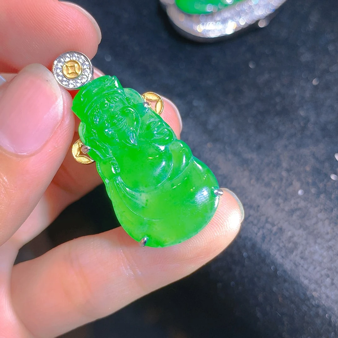 翡翠颈饰银S925镶嵌翡翠