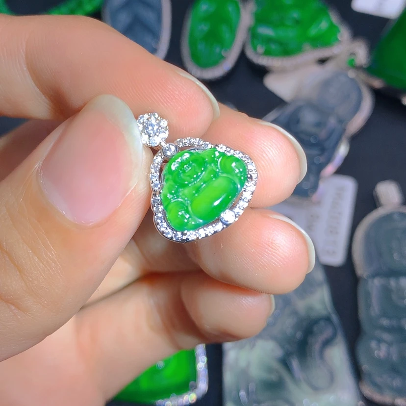 【闪购商品】翡翠颈饰未镶嵌