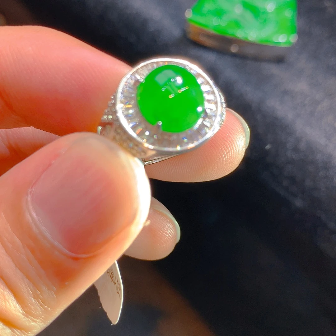 【闪购商品】翡翠颈饰银S925镶嵌翡翠