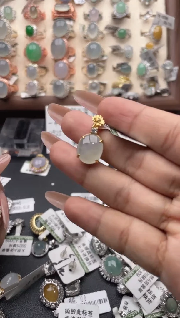【闪购商品】翡翠吊坠(赠链)银S925镶嵌11111