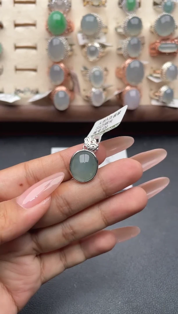 【闪购商品】翡翠吊坠(赠链)银S925镶嵌11111
