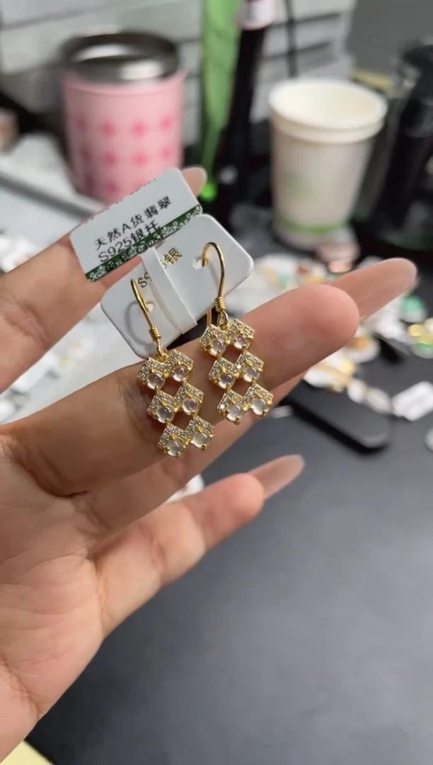 【闪购商品】翡翠耳钉银S925镶嵌1111