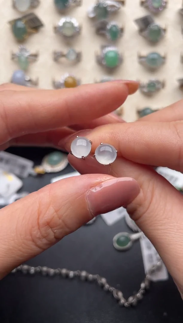 【闪购商品】翡翠耳钉银S925镶嵌1111