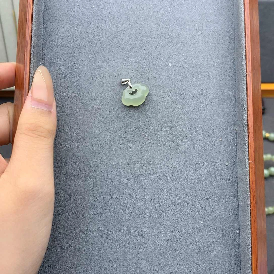 和田玉吊坠(不含链)银S925镶嵌