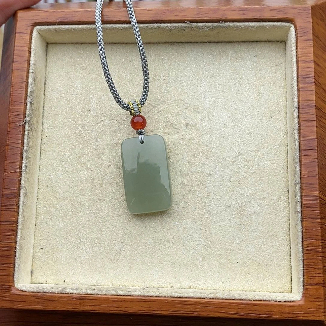 和田玉吊坠(不含链)未镶嵌