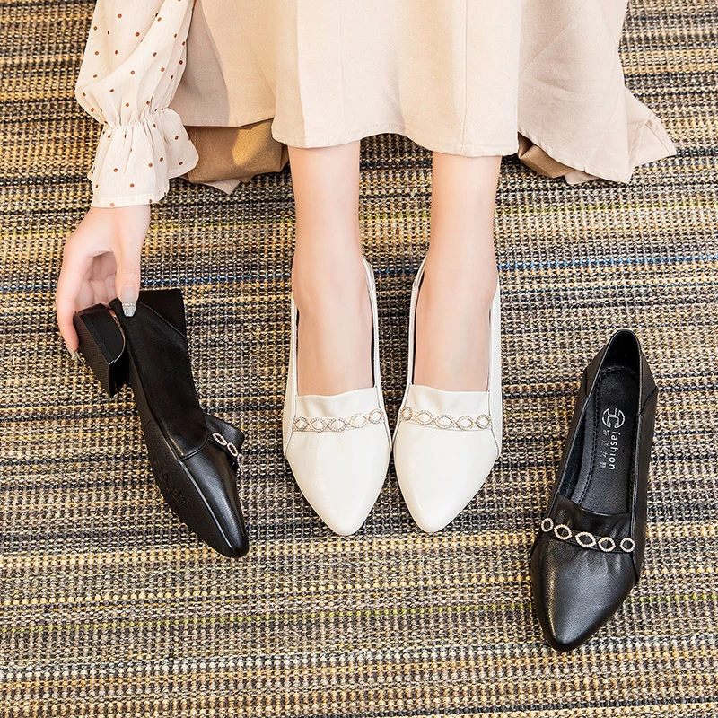 890-3尖头乐福鞋带跟小皮鞋春秋百搭真皮软底粗跟春季英伦风秋季