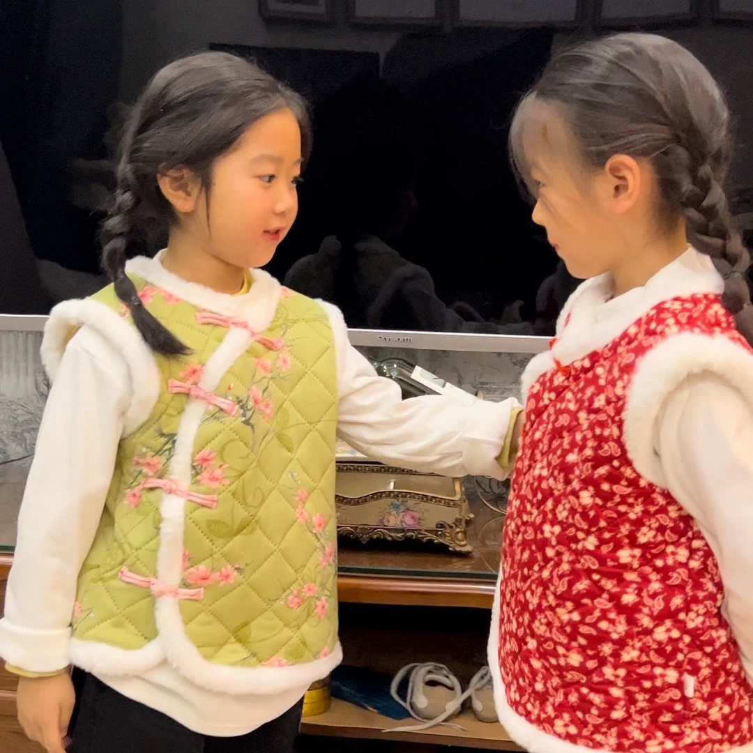 【冬季大促】新款国风马甲2023冬季拜年服女童宝宝民族风加绒加厚背