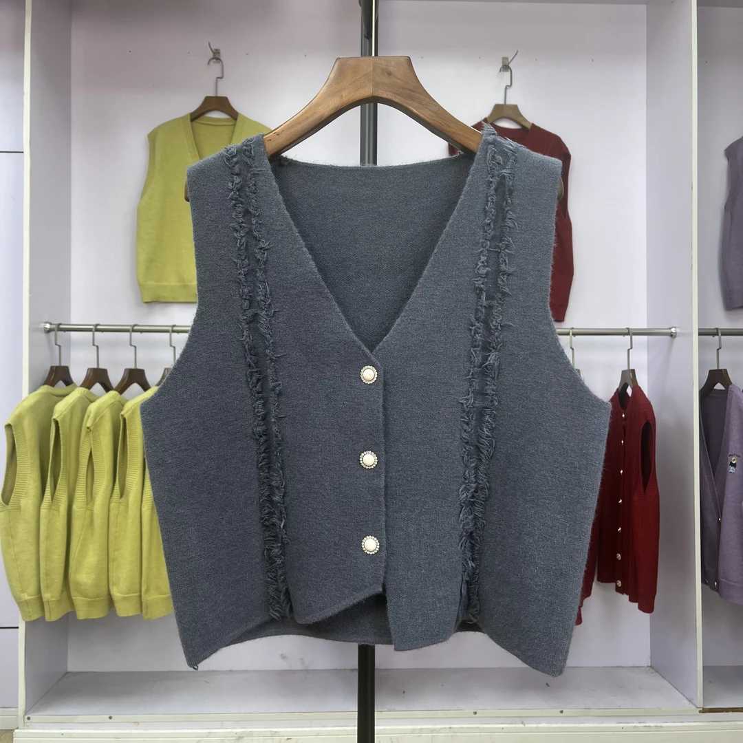 022叠穿文艺麻花V领带须须百搭今年流行女士坎肩上衣针织马甲背心