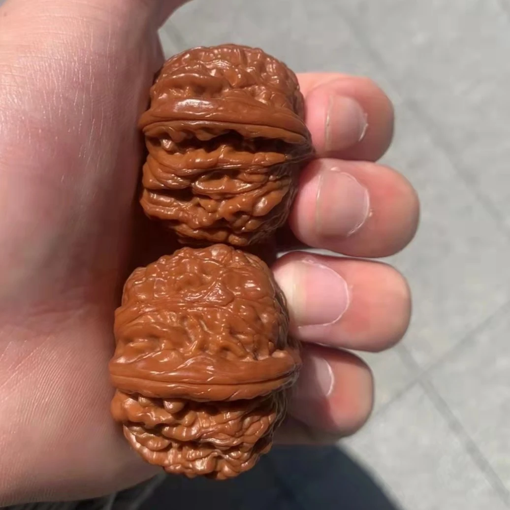 文玩核桃白狮子四座楼蛤蟆头元宝粗筋京八棱