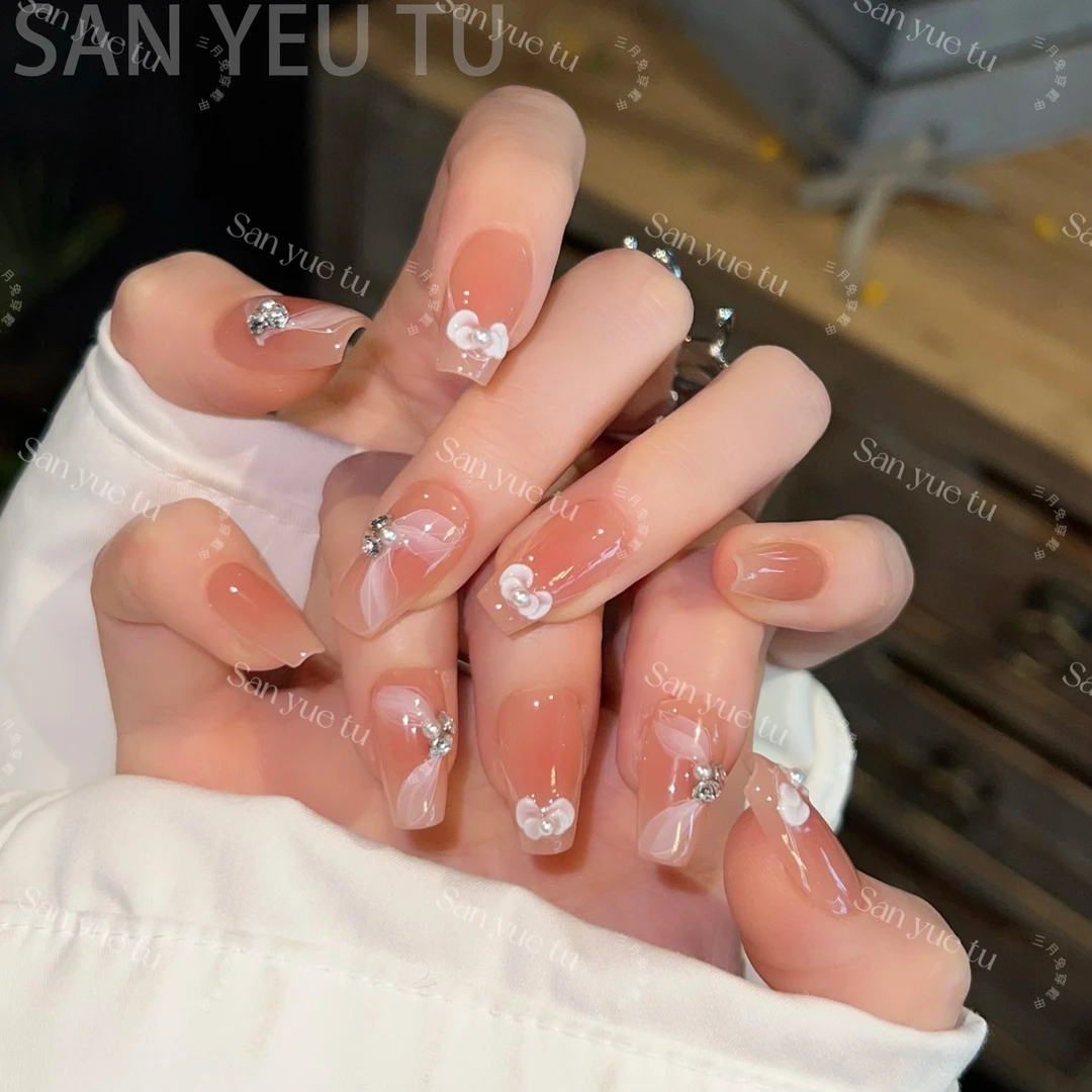 【桃金娘】-三月兔手工【设计师高定款】立体雕花流行乳白冰透