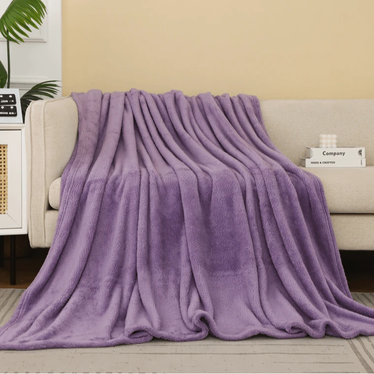 经典小毛毯休闲家居纯色简约风格小盖毯秋冬多功能毛毯