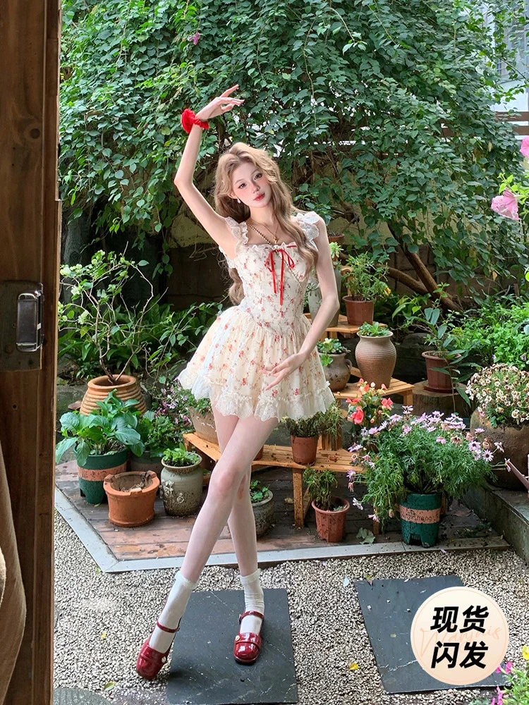 画解WAHJU 恋爱告急 碎花甜美初恋设计感夏季连衣裙女气质吊带裙