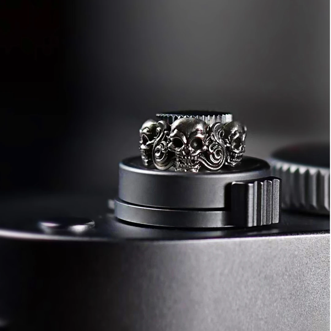 足银银制品 麓SINCE法冠银卡圈配饰11x4.6mm LU003