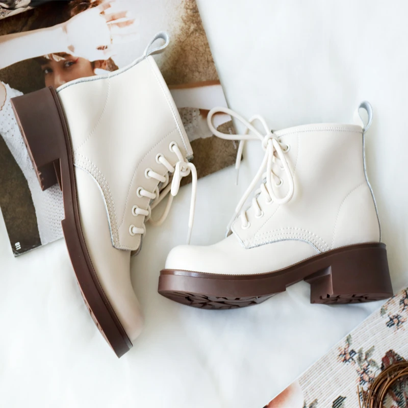 2106马丁靴真皮女鞋