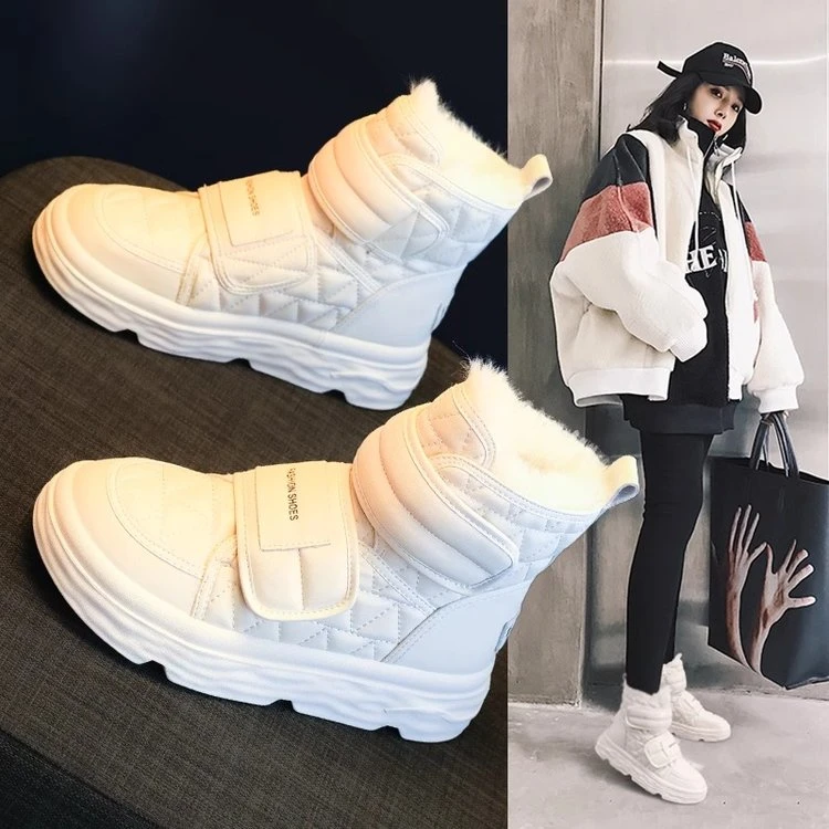 雪地靴女新款冬季加绒加厚女鞋秋冬保暖棉鞋女款马丁靴大棉靴百搭