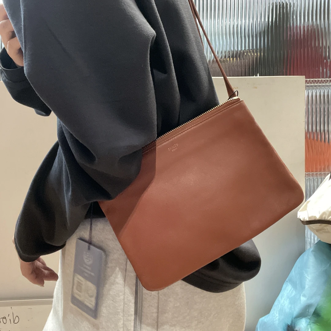 95新 Celine/思琳 橙红色三层单肩包