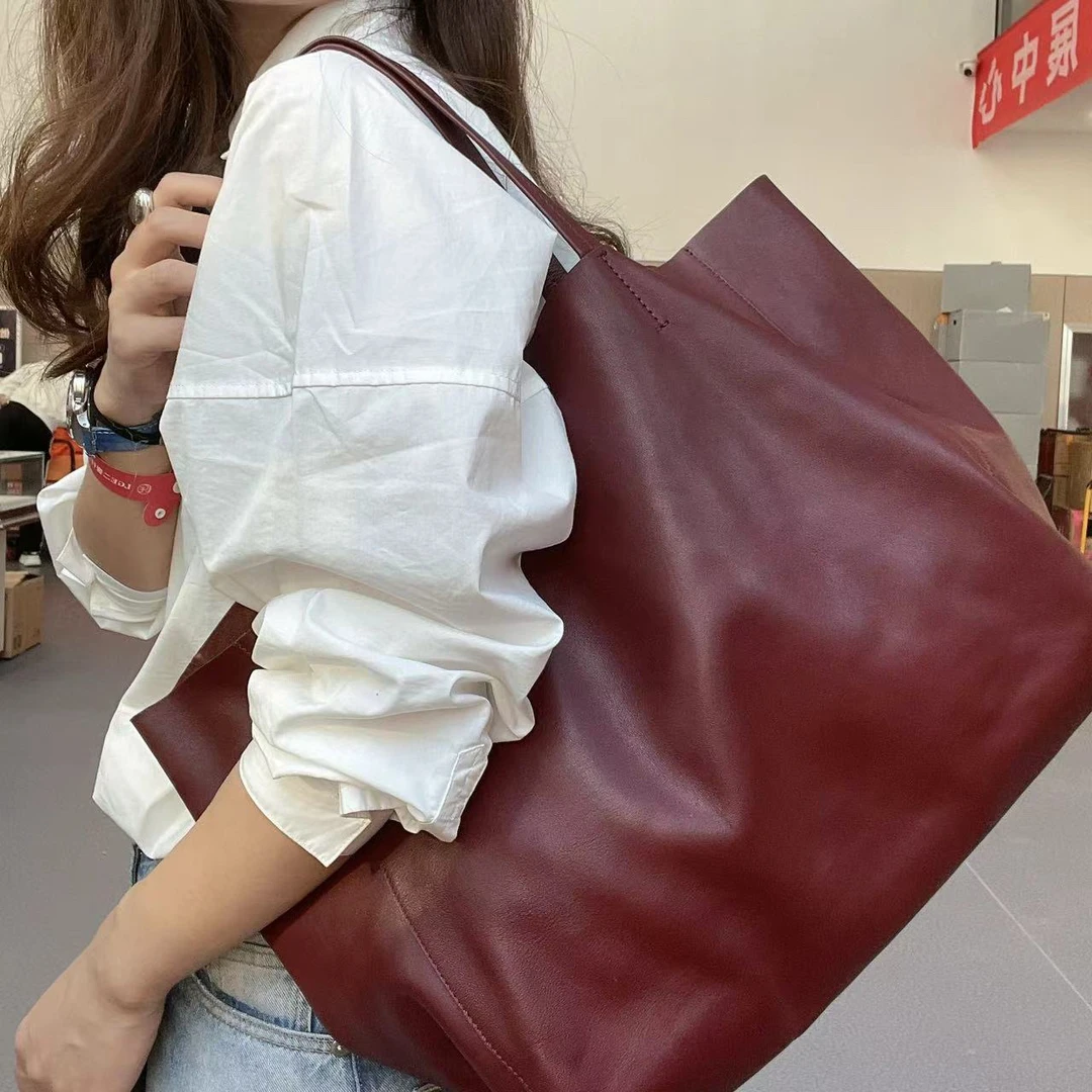 95新 Celine/思琳 酒红色单肩托特包