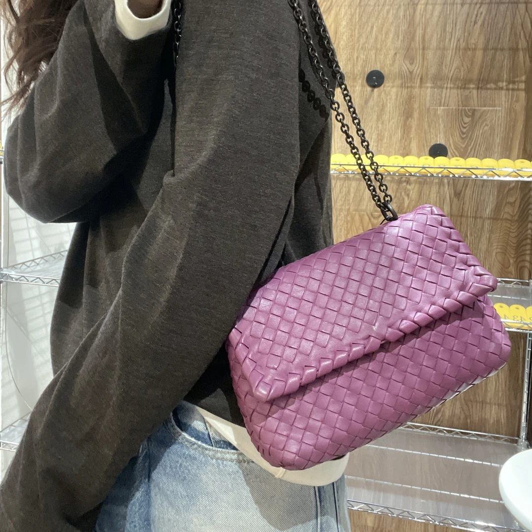 95新 BOTTEGA VENETA/葆蝶家 薰衣草色中号奥林匹亚单肩斜挎包