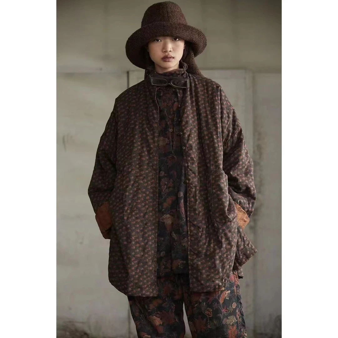 左岸迷香·贞琦坊【外套】款号：Z23FW8015复古印花冬季