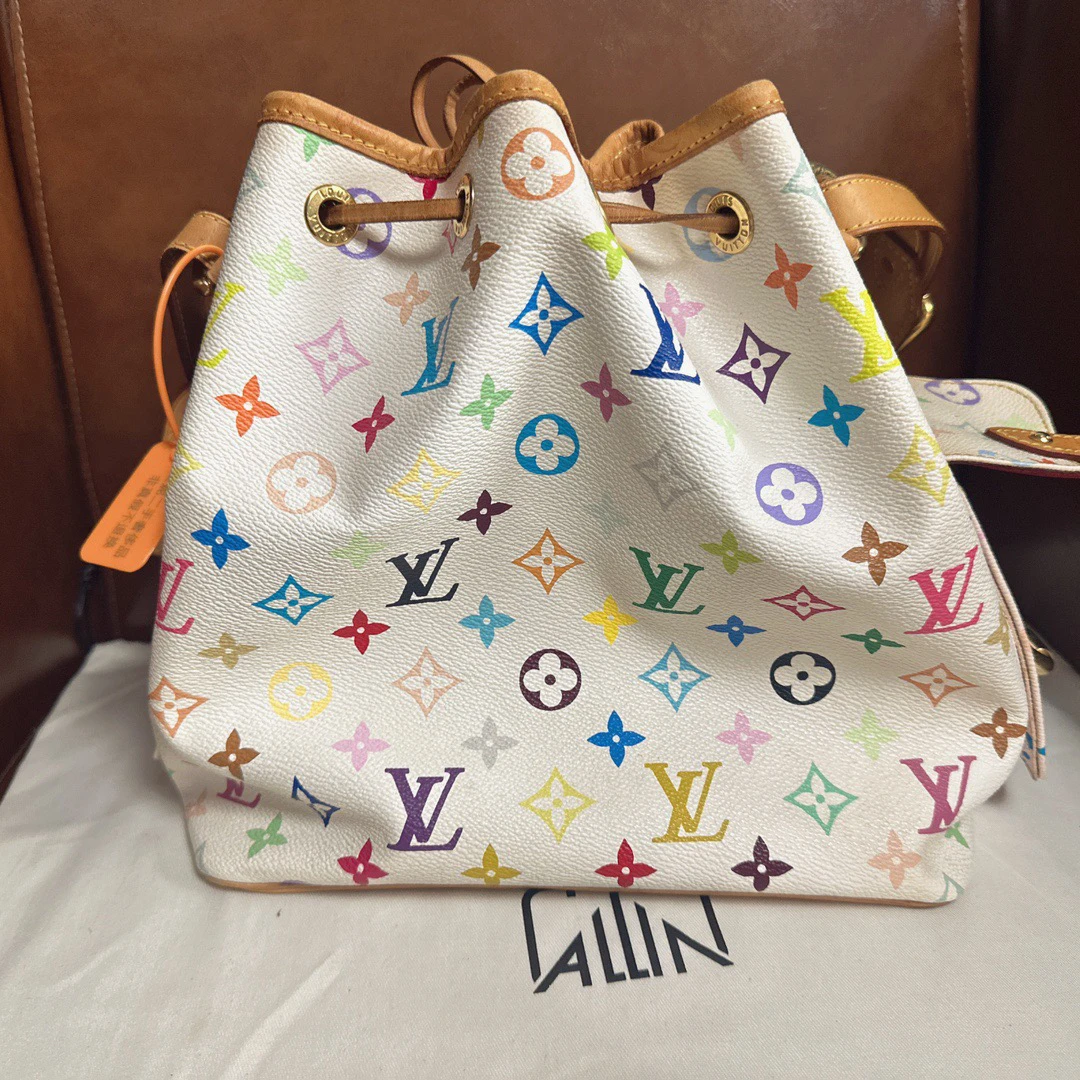 90新 LouisVuitton/路易威登 白三彩抽绳水桶/成色以直播间为准