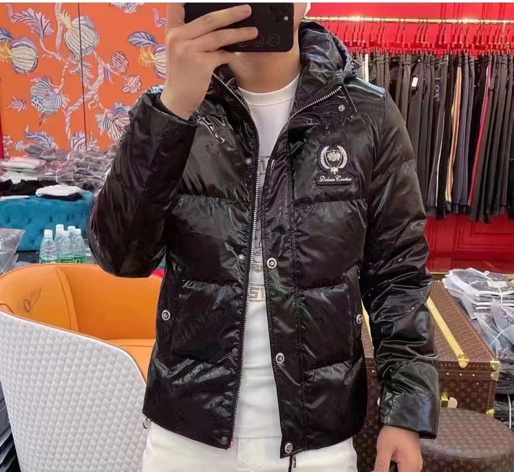 【大咖们】秋冬保暖男士保暖徽标皇冠亮面带帽休闲羽绒服——8865