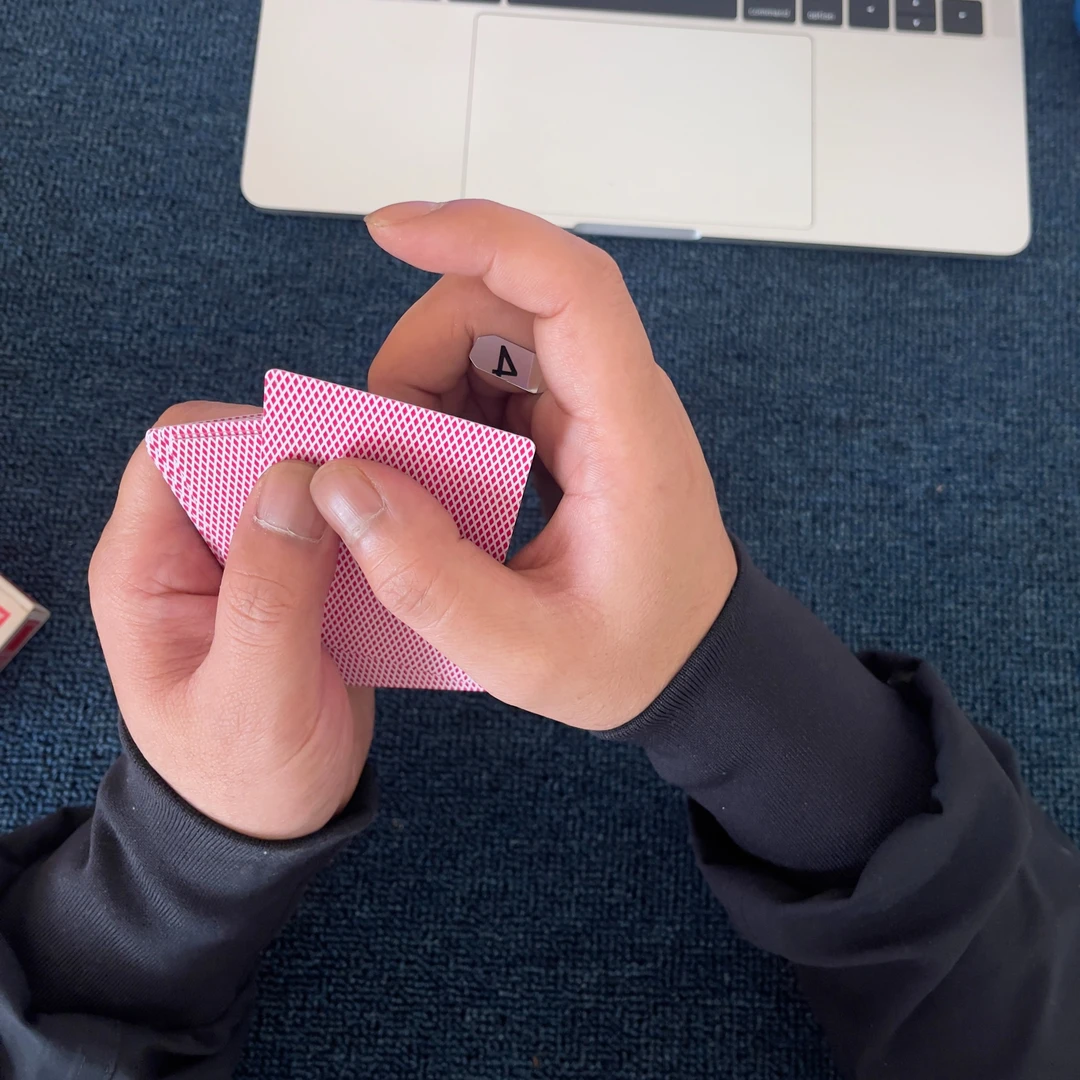 魔术反光镜子一张可剪80片 魔术道具背面带胶反光底照认扑克高清