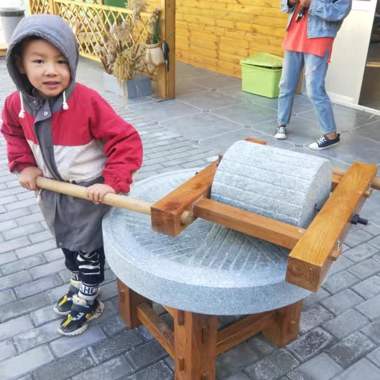 石碾子老式石磨盘艾绒磨面家用压粮食怀旧复古幼儿园仿古石碾手推