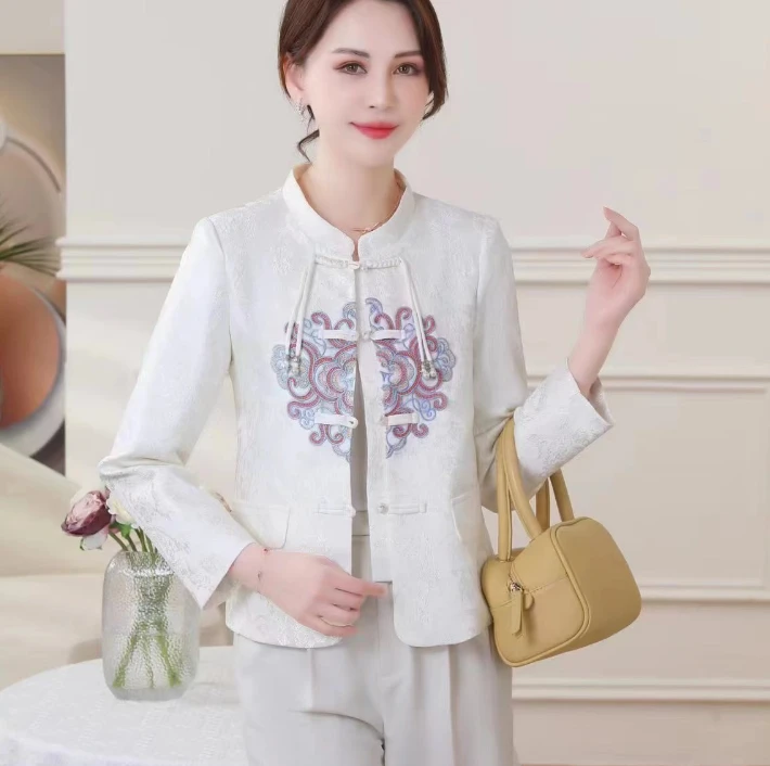 24A07#白【木兮兮专属】2026春季新中式提花刺绣香风百搭短款外套