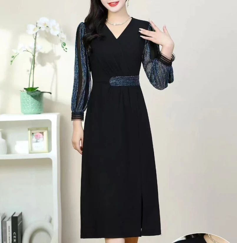 125款#【木兮兮专属】2024年秋冬季新款洋气时尚撞色收腰显瘦连衣裙