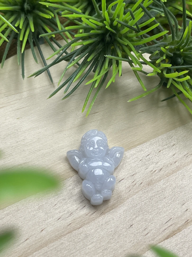 天然翡翠A货 翡翠小天使 手工雕刻精美时尚简约款 【多样性发货】