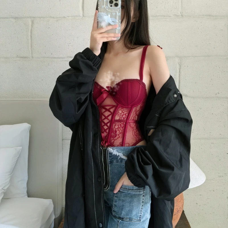孤品新款气质辣妹吊带上衣外穿纯欲挂脖性感小众款