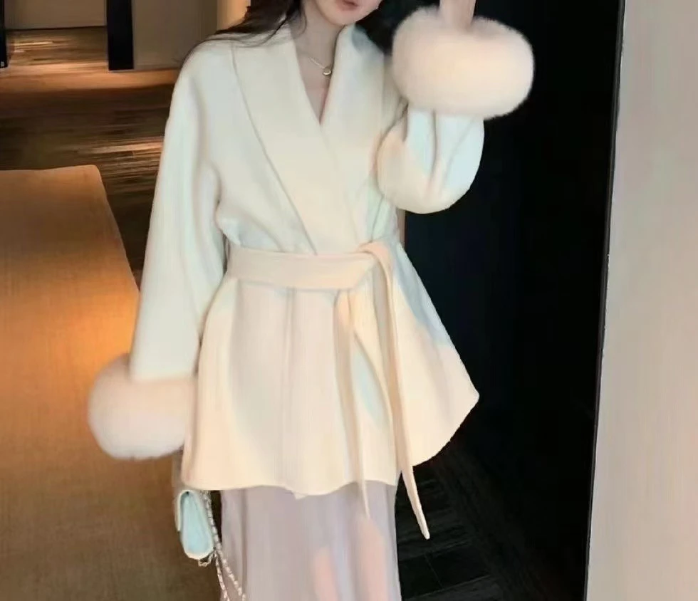 赵小姐家网红高端大衣扣号