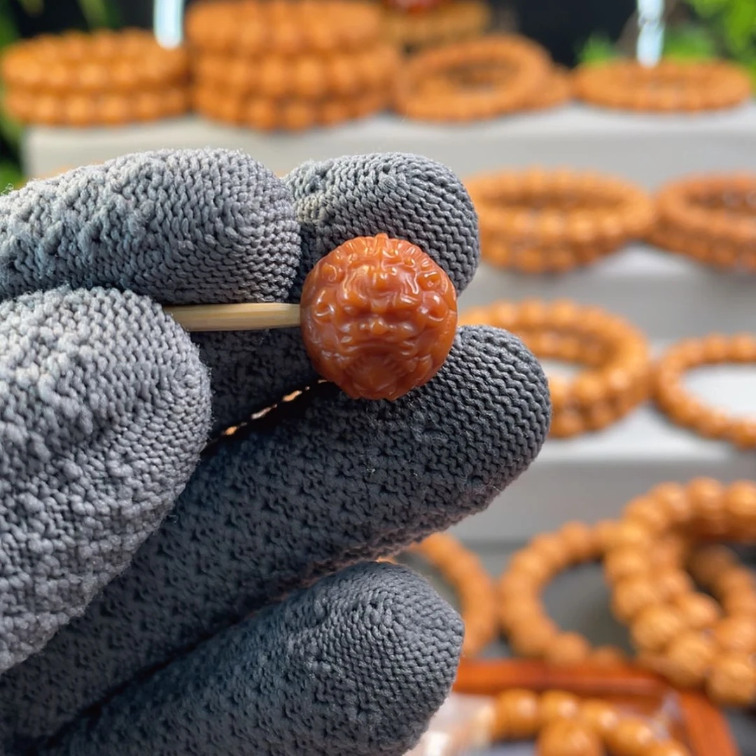 【闪购商品】猴头核桃吊坠红吞金