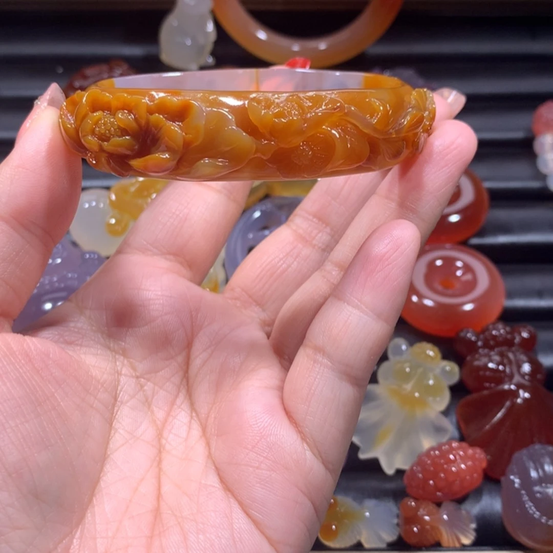 【闪购商品】玛瑙/玉髓手镯未镶嵌喜****儿